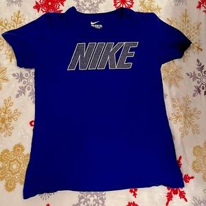 Blue nike tee